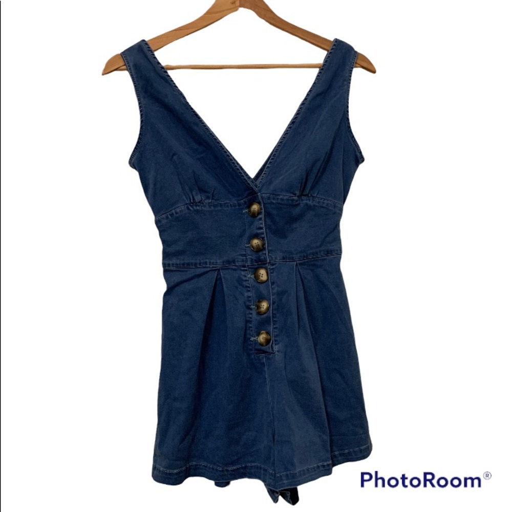 Blue “denim like” romper XS